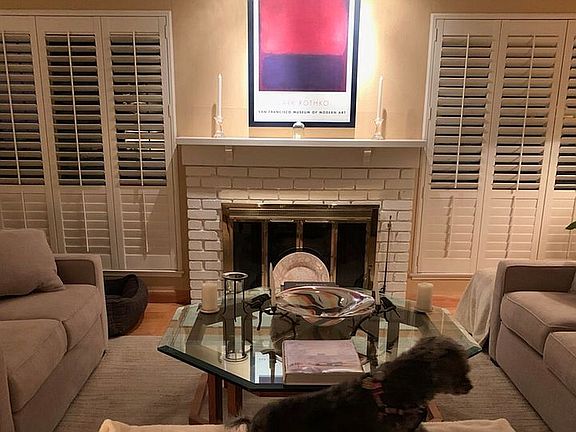 Living Room w fireplace