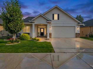 256 E Edmonds Dr, Meridian, ID 83642