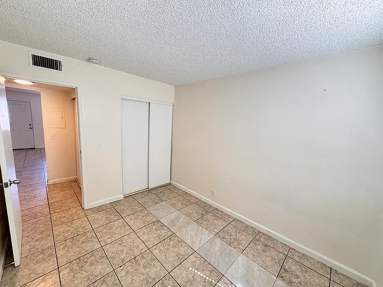 3356 Sylvia St #2 — Photo 20