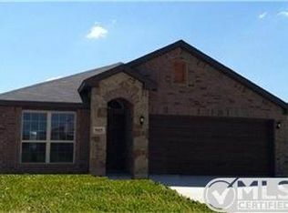 9805 Osprey Dr, Fort Worth, TX 76108