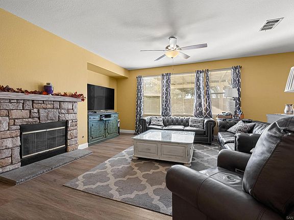 4th image of 5713 Canoe Dr