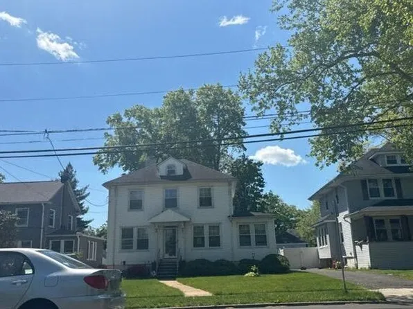 410 E 2nd Ave, Roselle, NJ 07203