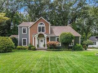 52421 Windover Ln, Granger, IN 46530