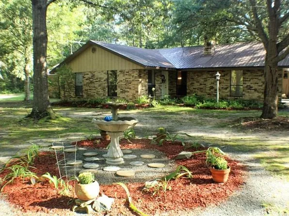 1095 McConathy Rd, Anacoco, LA 71403
