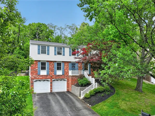 847 Macarthur Dr, Pittsburgh, PA 15228