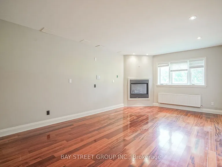 28 Wembley Ave — Photo 25