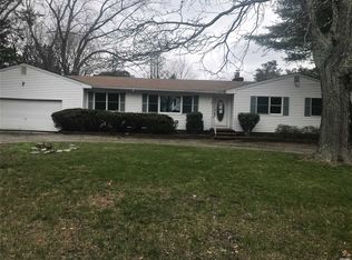 45 Otsego Ave, Dix Hills, NY