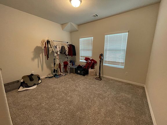 4th image of 5608 Castle Peak Bnd