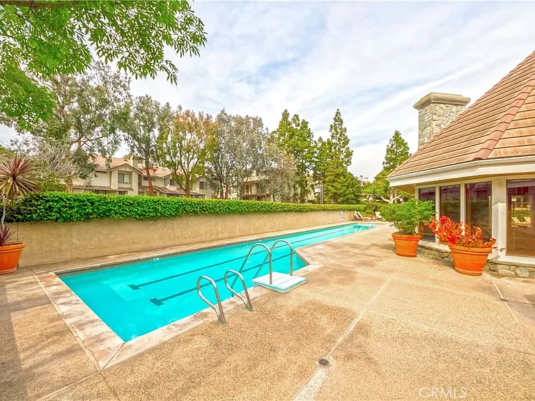 2577 Plaza Del Amo #737 — Photo 35
