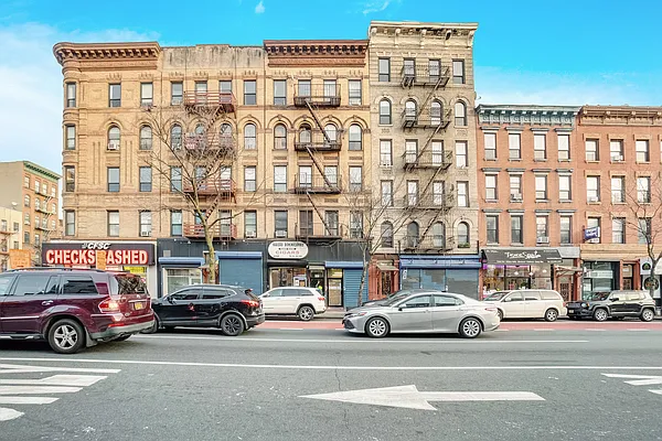 Rented by Bond New York | media 16