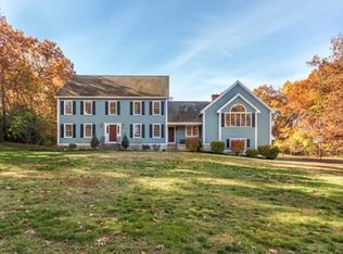 55 Overlook Dr, Groton, MA 01450