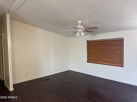 3rd image of 1221 N DYSART Road #44