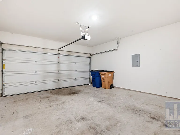 15213 Spruce Frost Cv #A — Photo 26