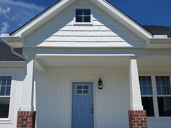 2nd image of 19 Dunton Ln