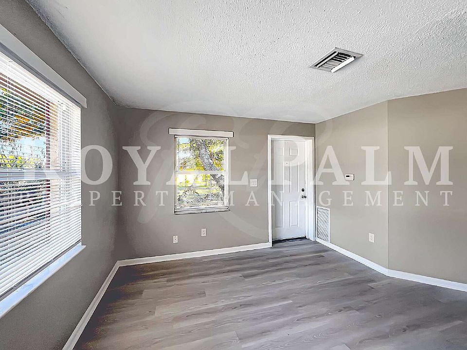 1st image of 13037 1st St APT 1