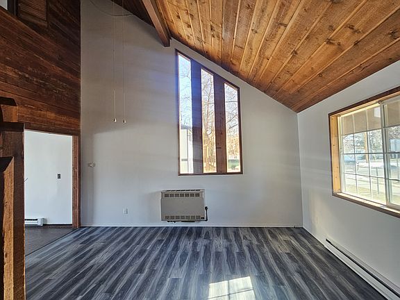 4th image of 2308 Mary Ave #2