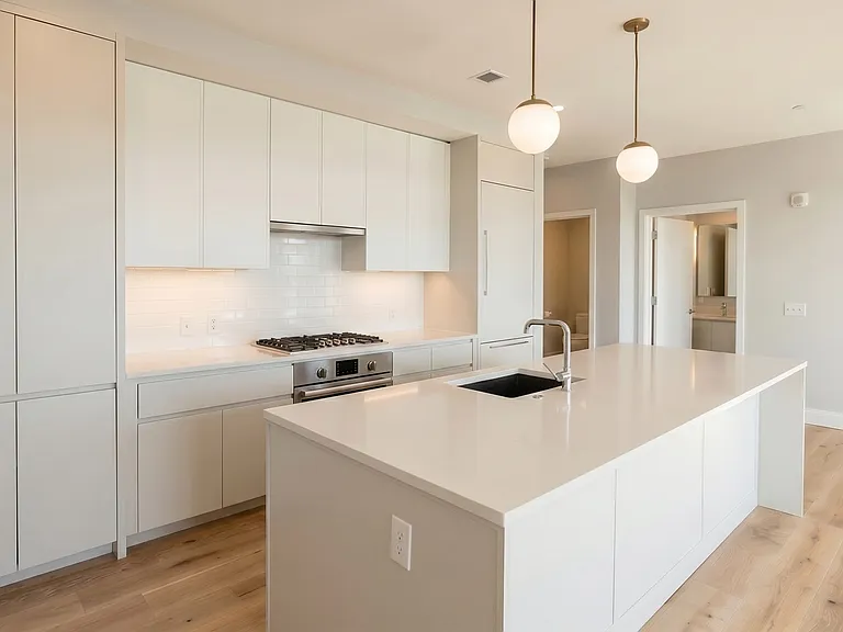 191 Washington St #306 — Photo 4
