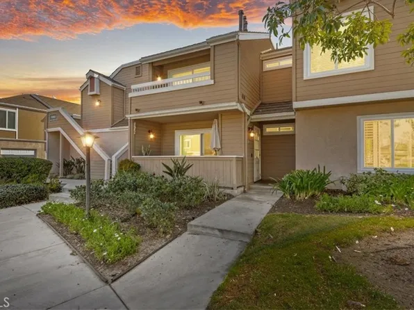 10450 E Briar Oaks Dr APT B, Stanton, CA 90680