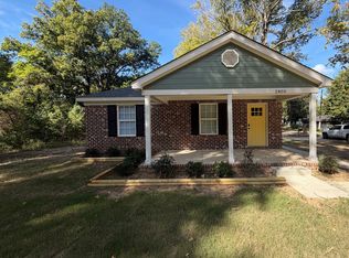 2805 Woodlawn Ter, Memphis, TN 38127