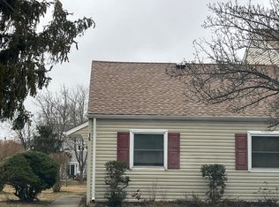 16 Chesapeake Ct #A, Barnegat, NJ 08005