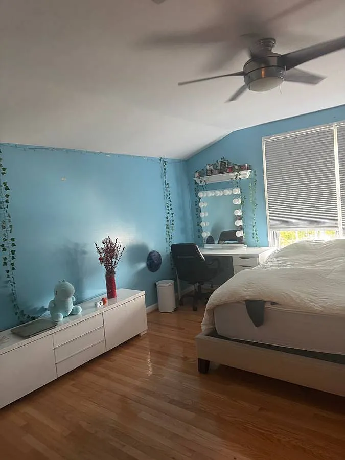 1 bed, 2985 sqft, $1,800 — Photo 3