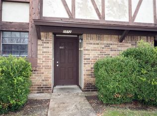 1008 Southmoor Dr, Arlington, TX 76010