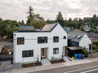7476 E Burnside St, Portland, OR 97215