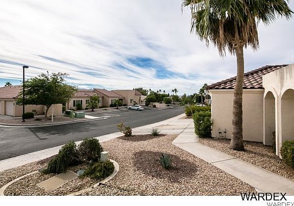 2nd image of 470 S Acoma Boulevard #1012