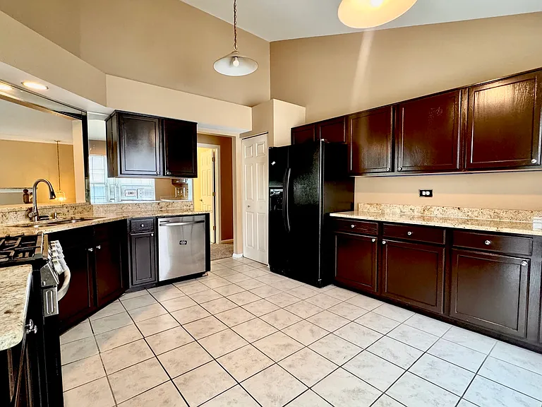 2905 Stonewater Dr #2905 — Photo 11