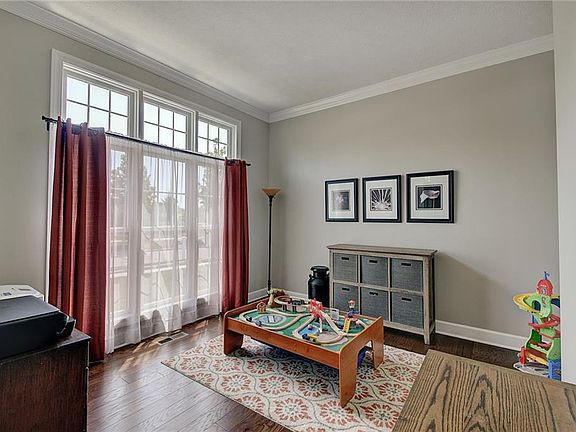 3rd image of 14622 Parkhurst Dr