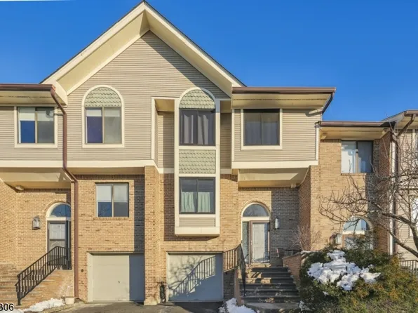 10 Louisburg Sq, Verona Twp., NJ 07044