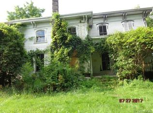 3576 Randall Rd, Ransomville, NY 14131