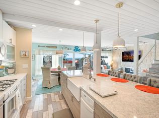303 8th St, Del Mar, CA 92014