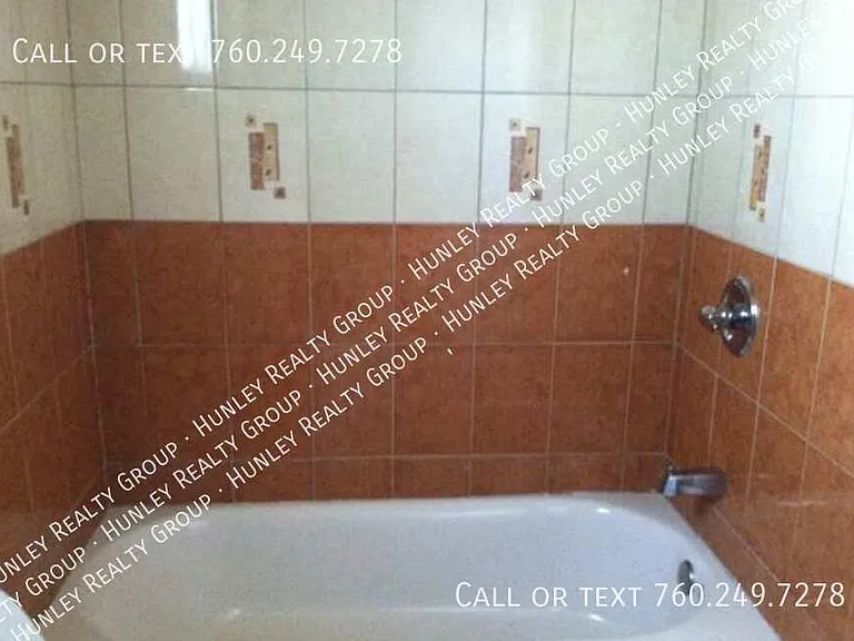 15454 5th St #1 — Photo 3