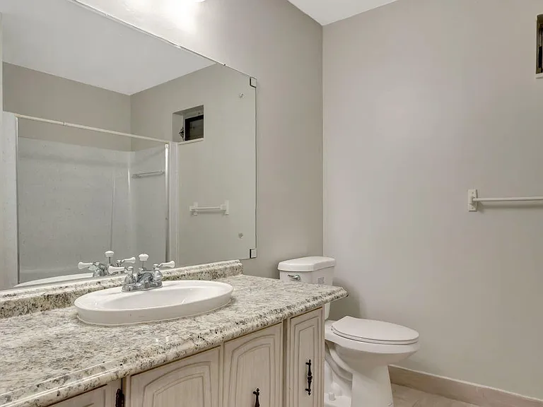 10789 N Military Trl #6 — Photo 22