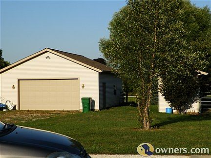 additional detached 2 car garage with workspace