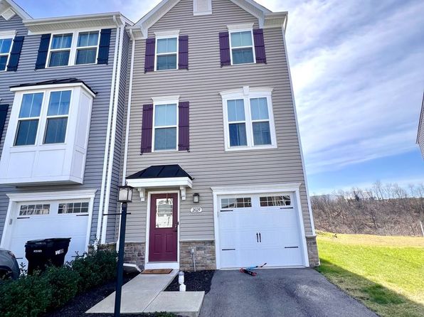 2029 Cade Dr, Monaca, PA 15061