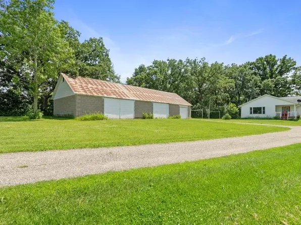 322 Central Ave N, Eagle Bend, MN 56446