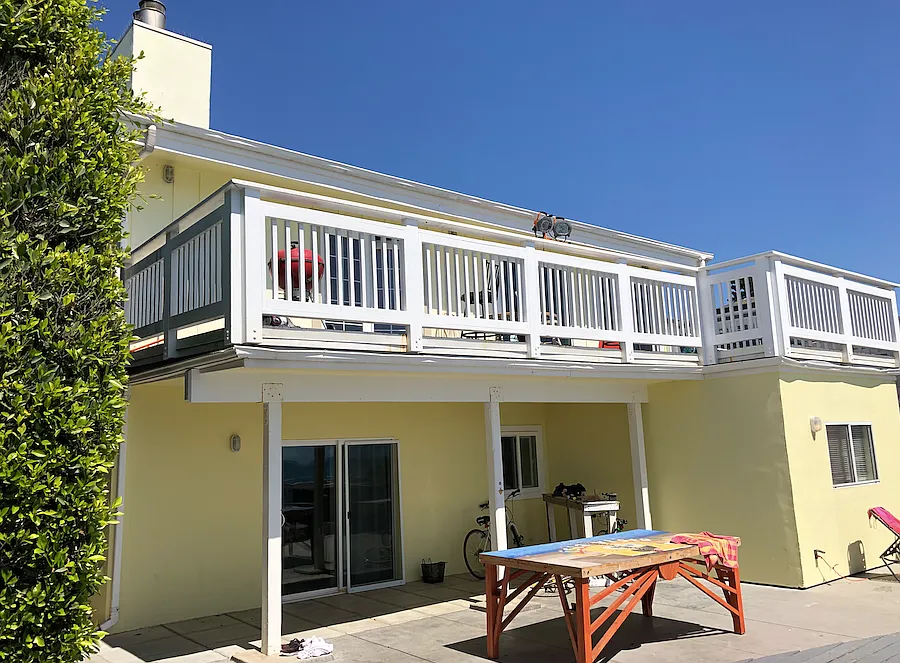 6557 Del Playa Dr