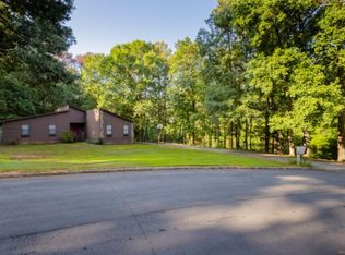 3433 Deshong Dr, Stone Mountain, GA