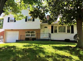 505 N Oak St, Kendallville, IN