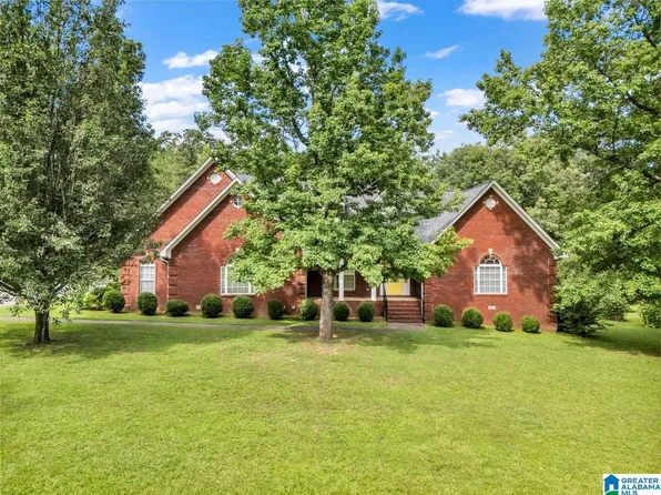 560 Myrick Rd, Warrior, AL 35180