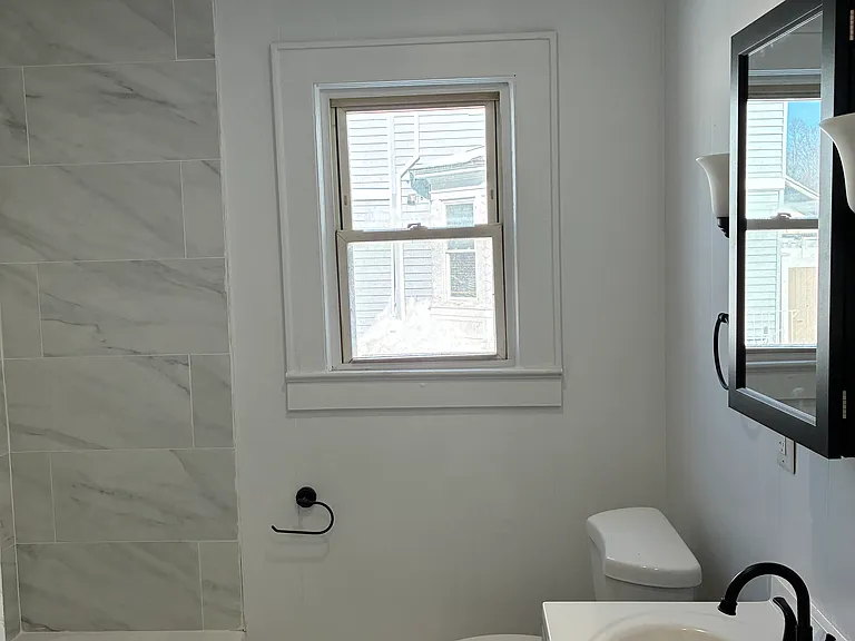 16 Jennings Ave #E — Photo 2