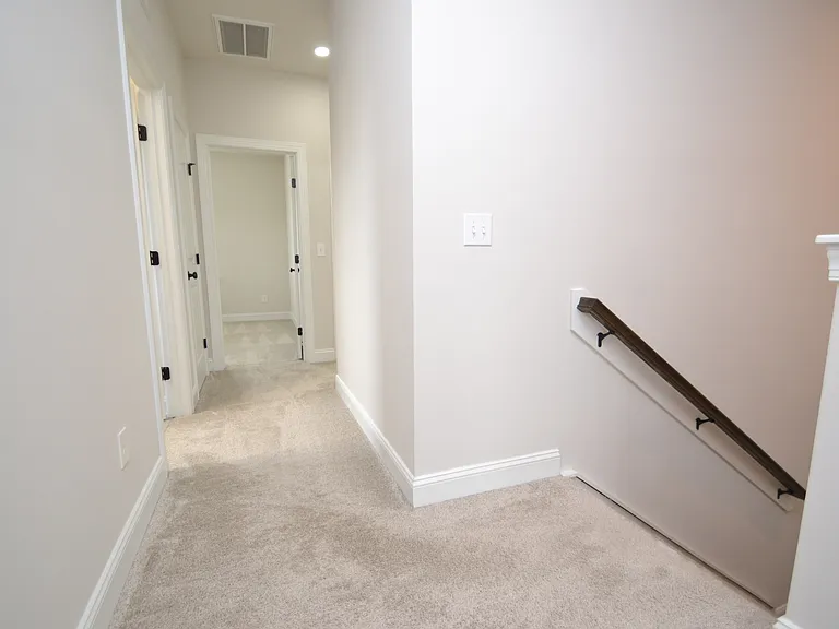 820 Grafton Peak Ln — Photo 24