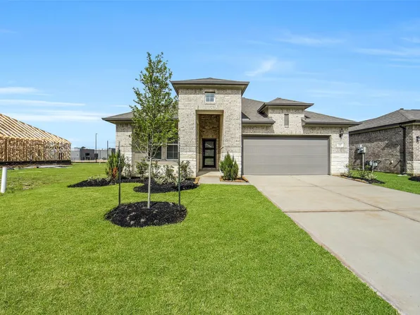 241 Harlingen Dr, Magnolia, TX 77354