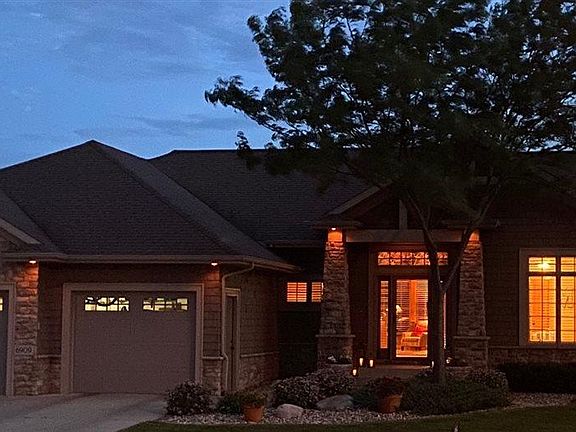 2nd image of 6909 S Heatherridge Ave