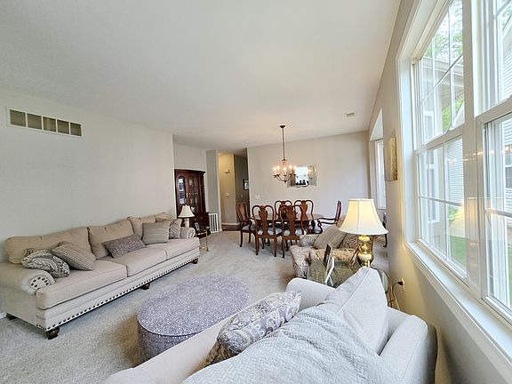 5th image of 17025 Burton Ave