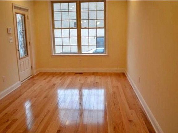 4th image of 1023 S 20th St #00000B