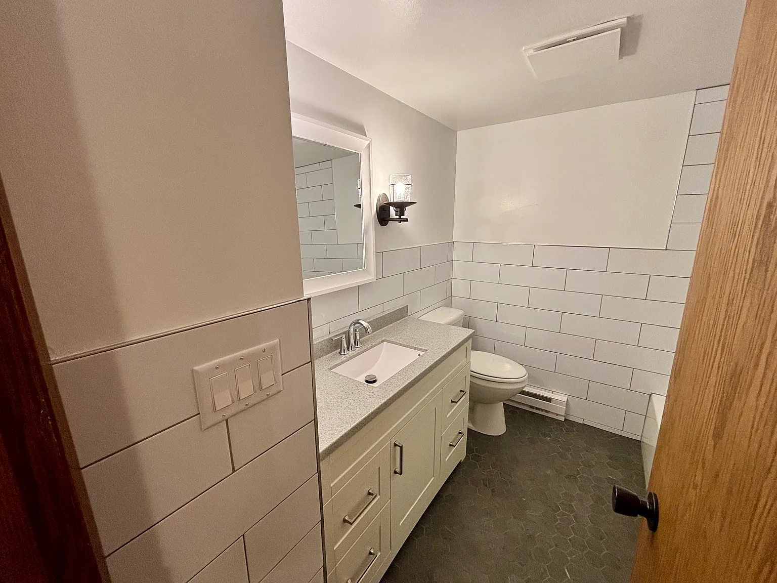 3 bed, 1345 sqft, $1,800 — Photo 4