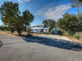 903 Lonesome, Canyon Lake, TX 78133